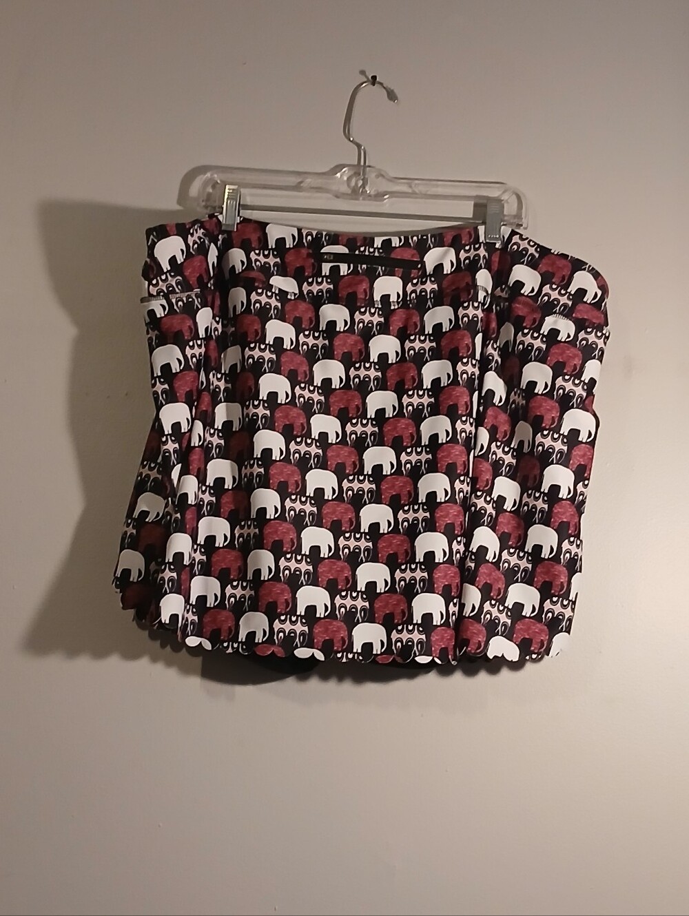 Zelos Brand  Burgundy, White & Black Elephant Print Skort. Size 2X